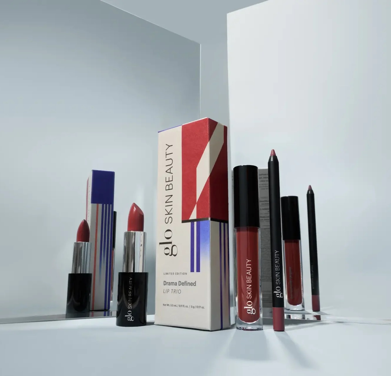 Išraiškingas lūpų makiažo rinkinys – Drama Defined Lip Trio 1 Išraiškingas lūpų makiažo rinkinys – Drama Defined Lip Trio 1